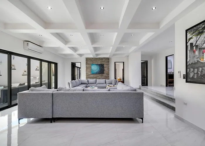 #marbella Lane - Grand Private Luxury Villa