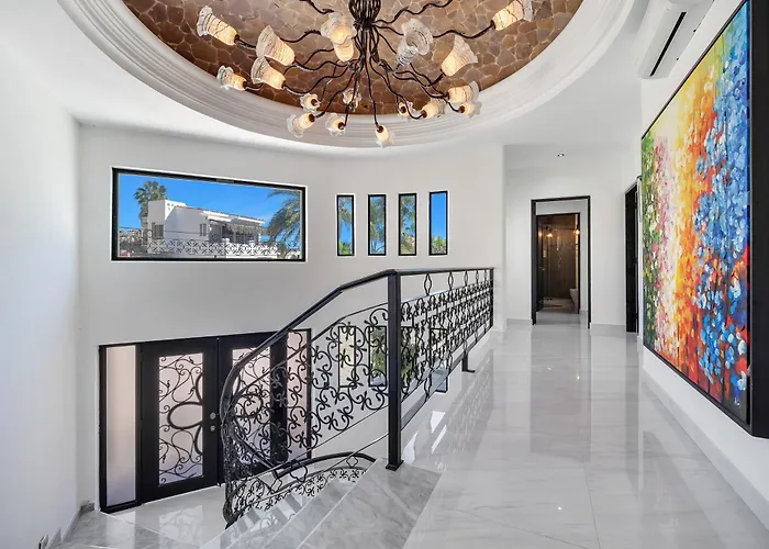 #marbella Lane - Grand Private Luxury Villa